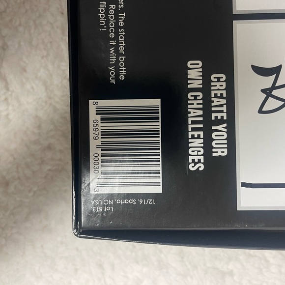 Bottle Flip Original Board Game You Tube Sensation - Picture 3 of 5